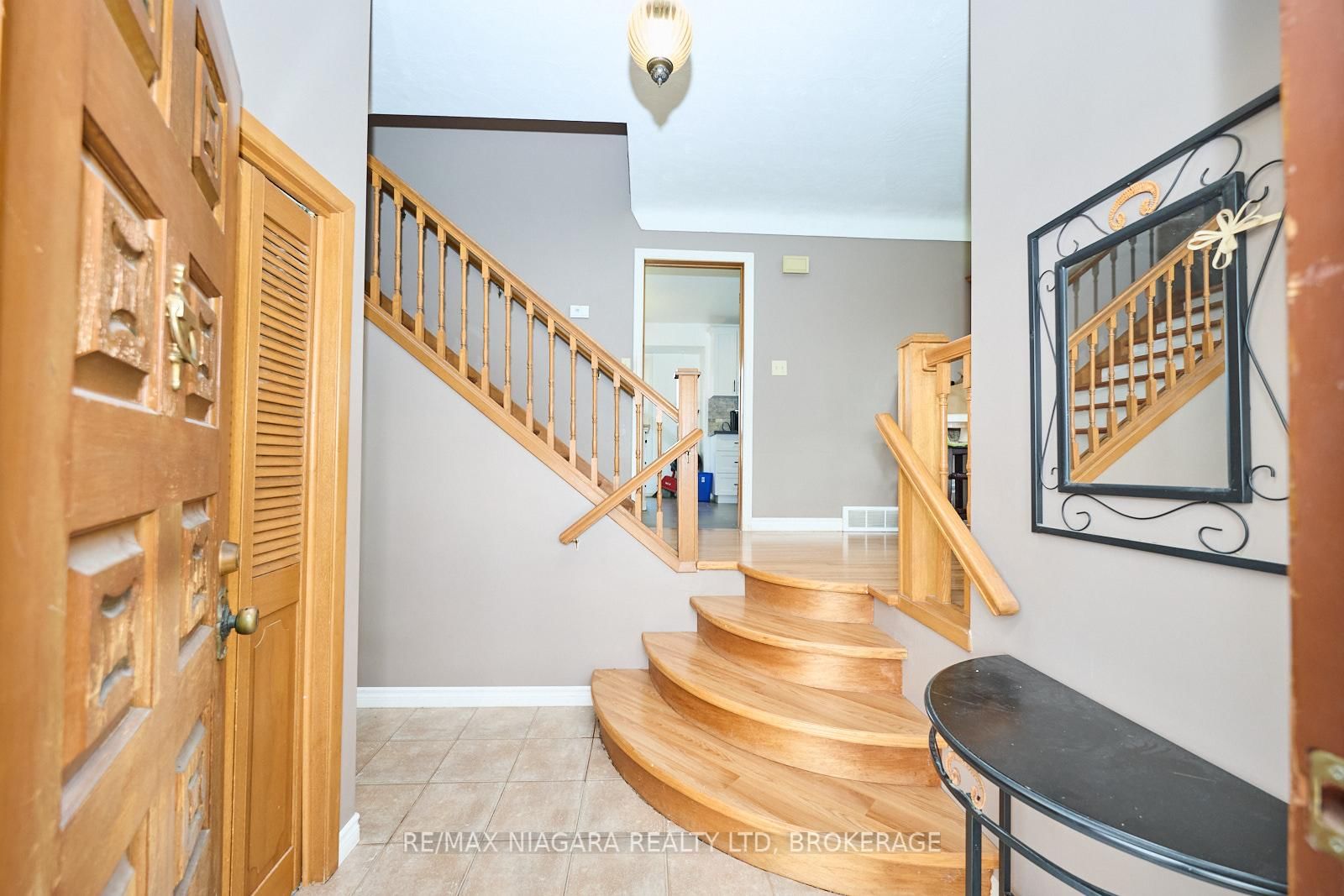 953 Grandview Road • Fort Erie, ON photo 4