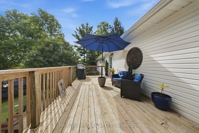 11 Dundas Street W • Brant, ON photo 4