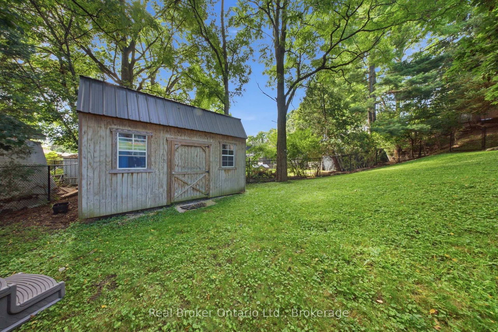11 Dundas Street W • Brant, ON photo 43