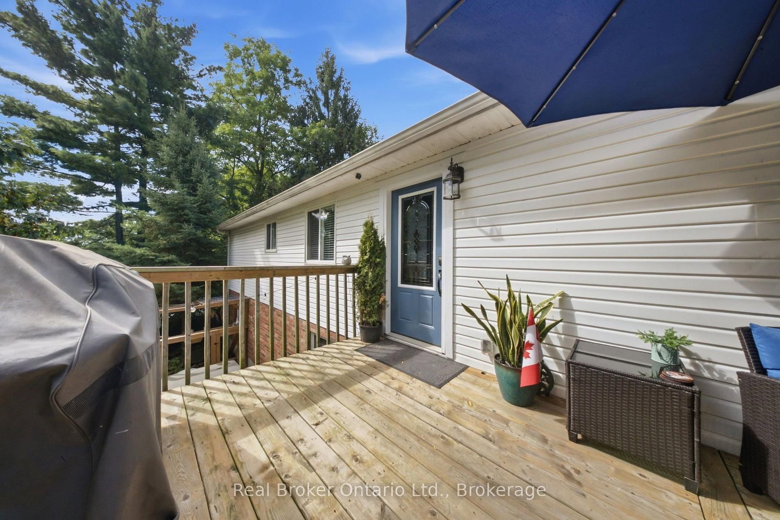 11 Dundas Street W • Brant, ON photo 5