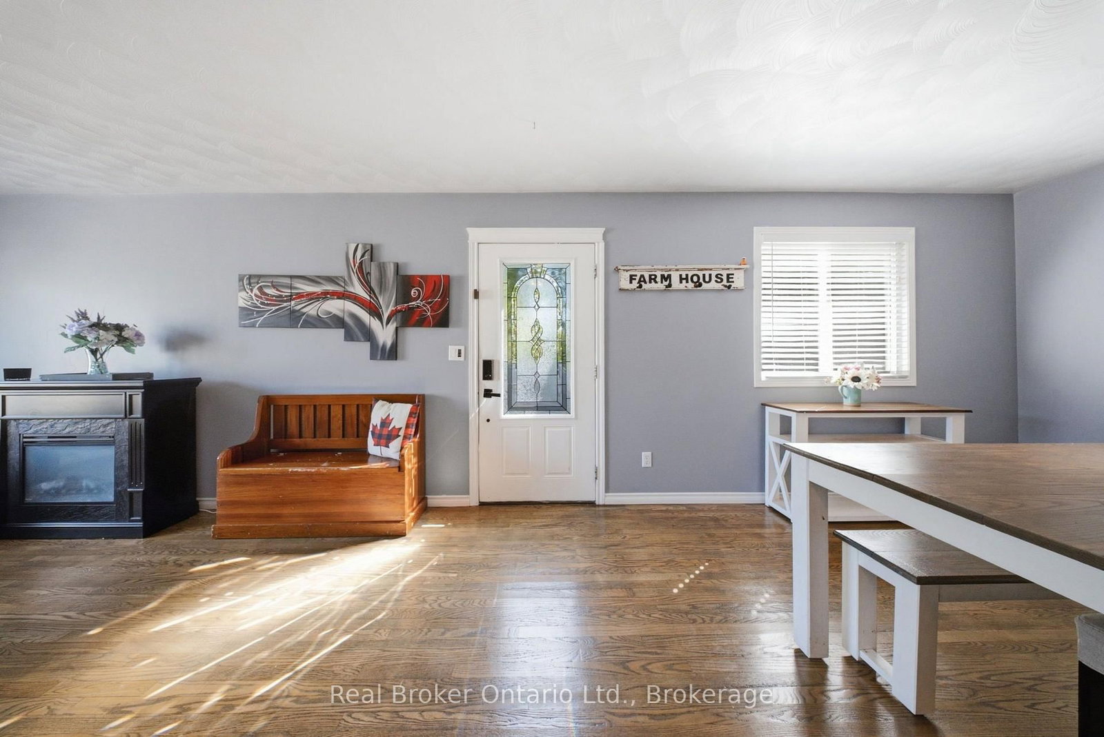 11 Dundas Street W • Brant, ON photo 8