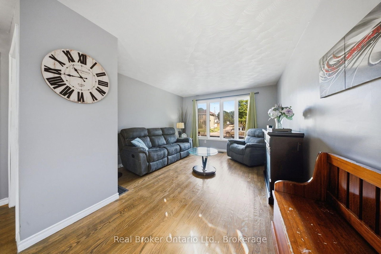 11 Dundas Street W • Brant, ON photo 9