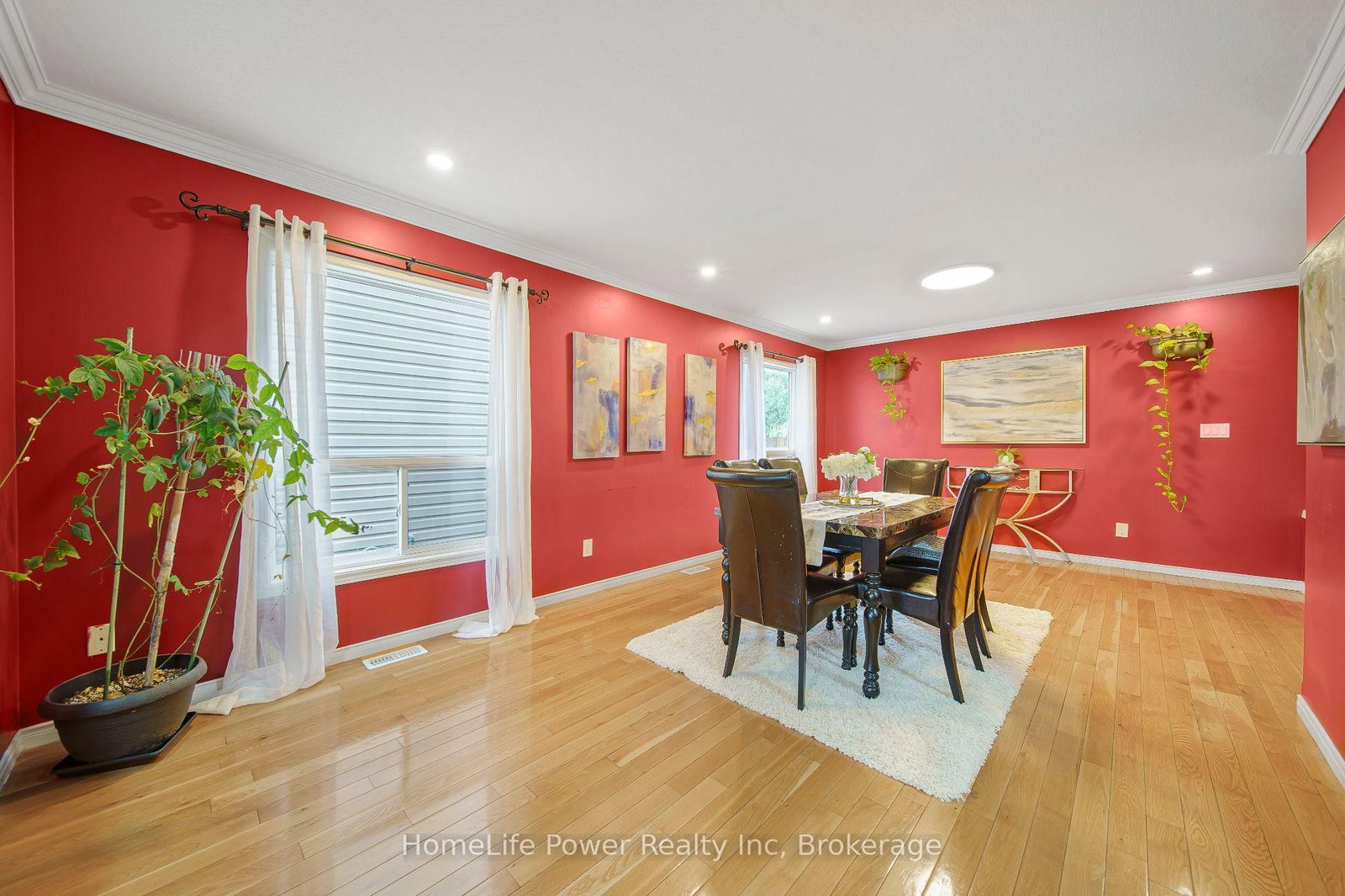 765 BRANDENBURG Boulevard • Waterloo, ON photo 10