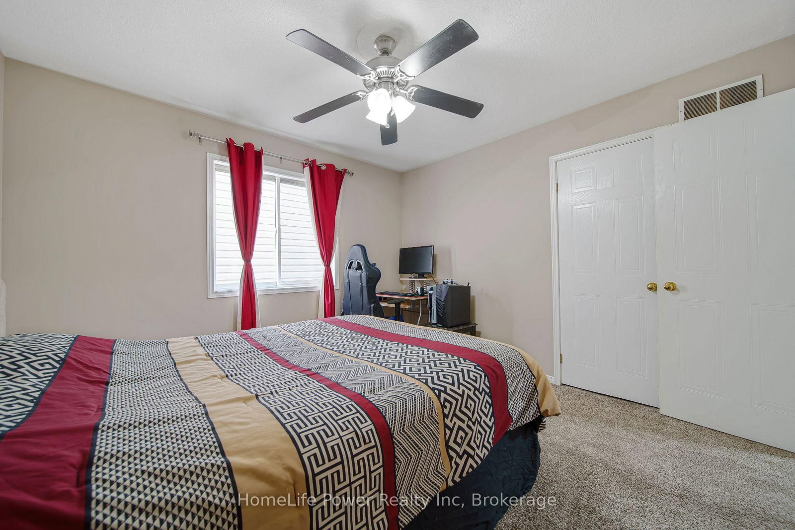 765 BRANDENBURG Boulevard • Waterloo, ON photo 37