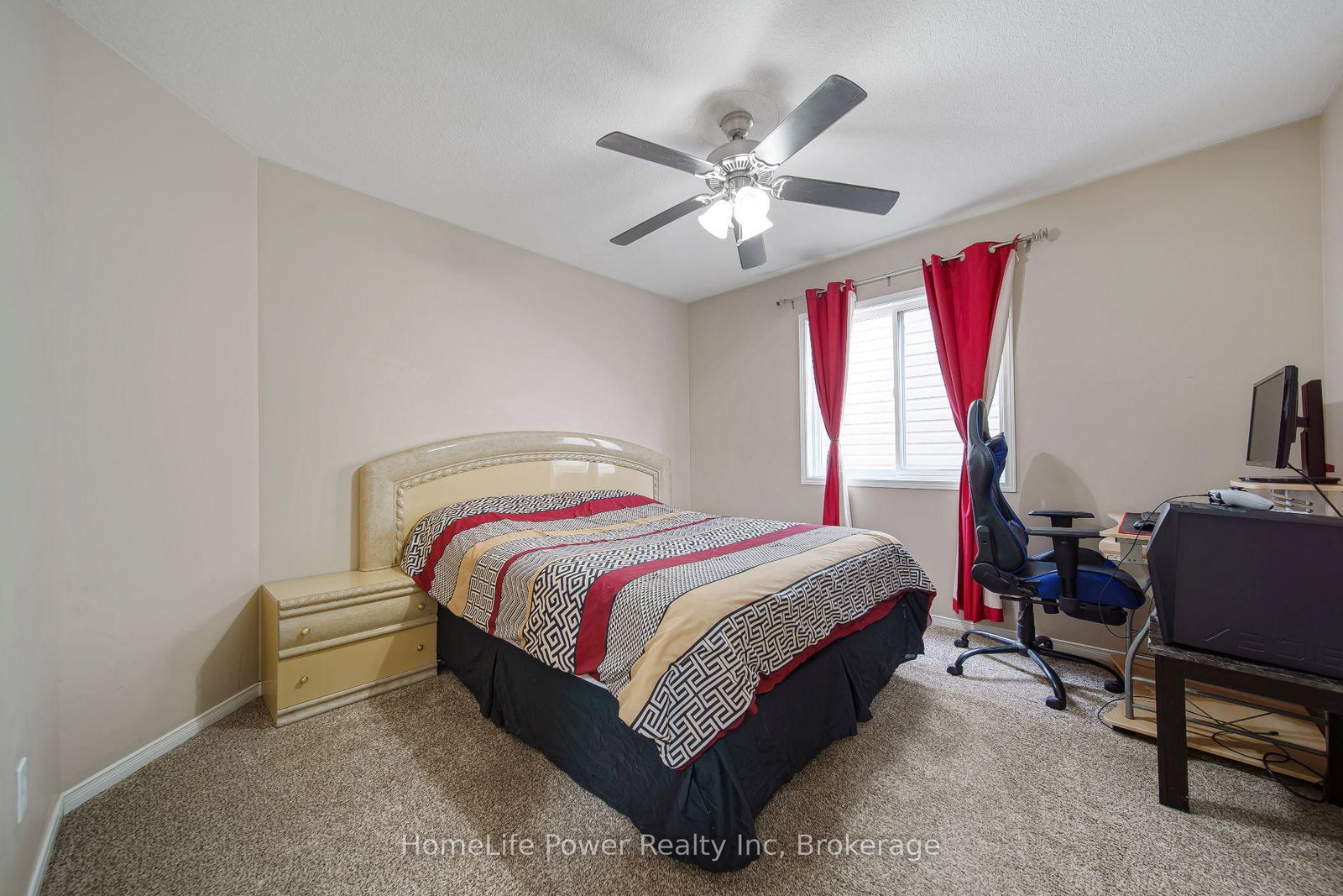 765 BRANDENBURG Boulevard • Waterloo, ON photo 38