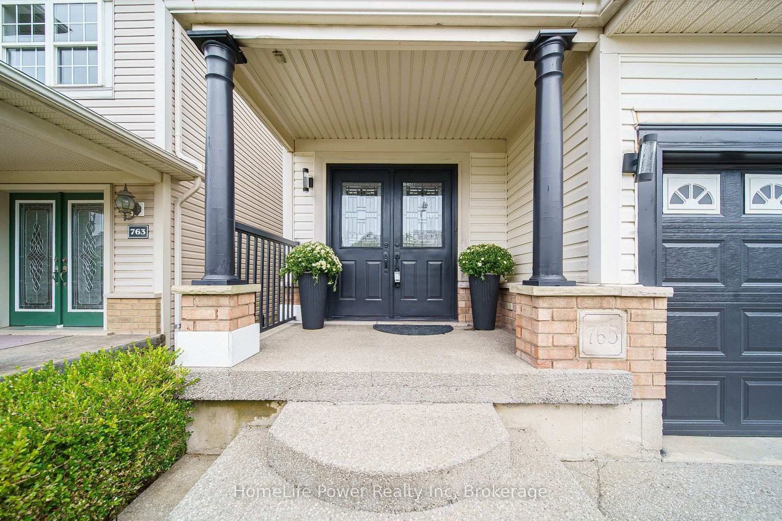 765 BRANDENBURG Boulevard • Waterloo, ON photo 4