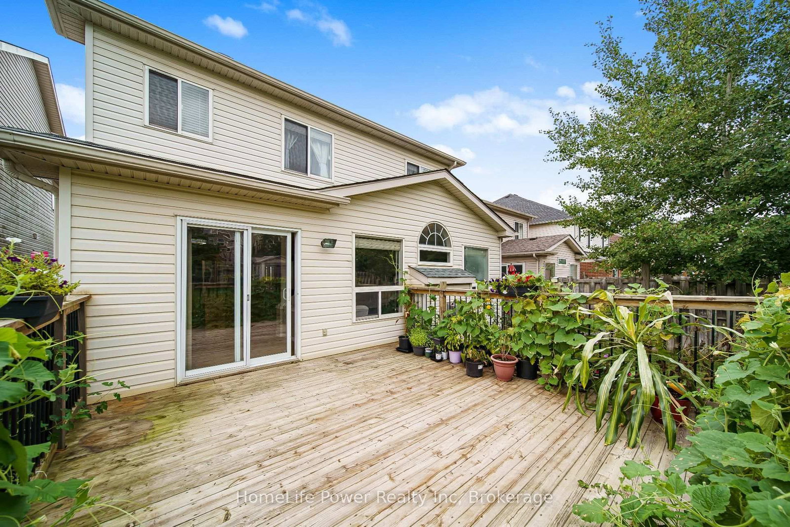 765 BRANDENBURG Boulevard • Waterloo, ON photo 41