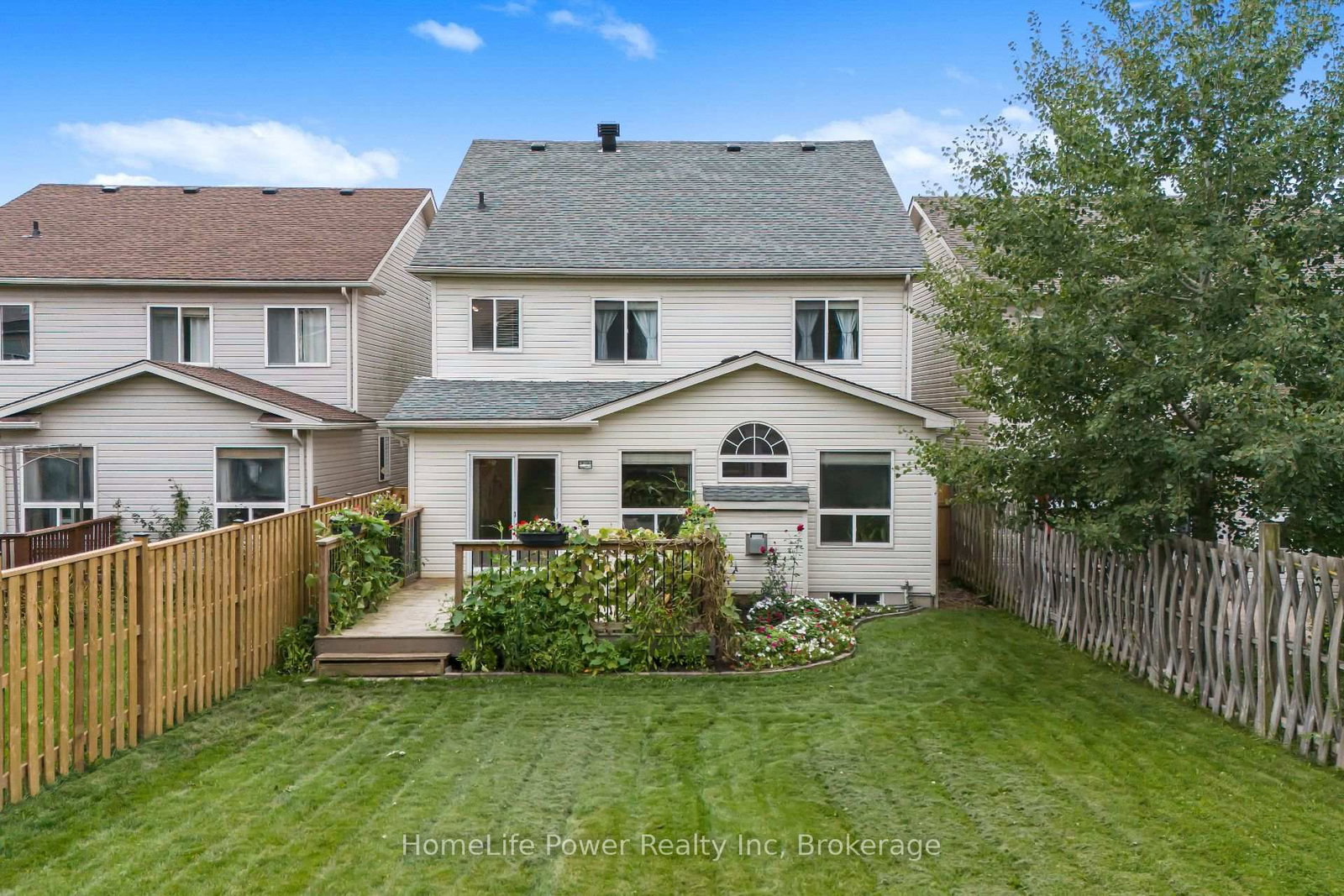 765 BRANDENBURG Boulevard • Waterloo, ON photo 43