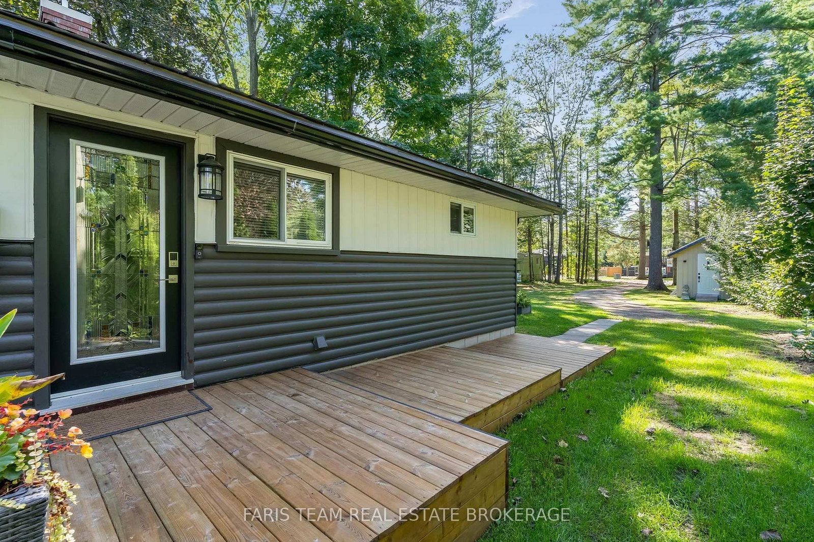 121 Stanley Road • Kawartha Lakes, ON photo 4