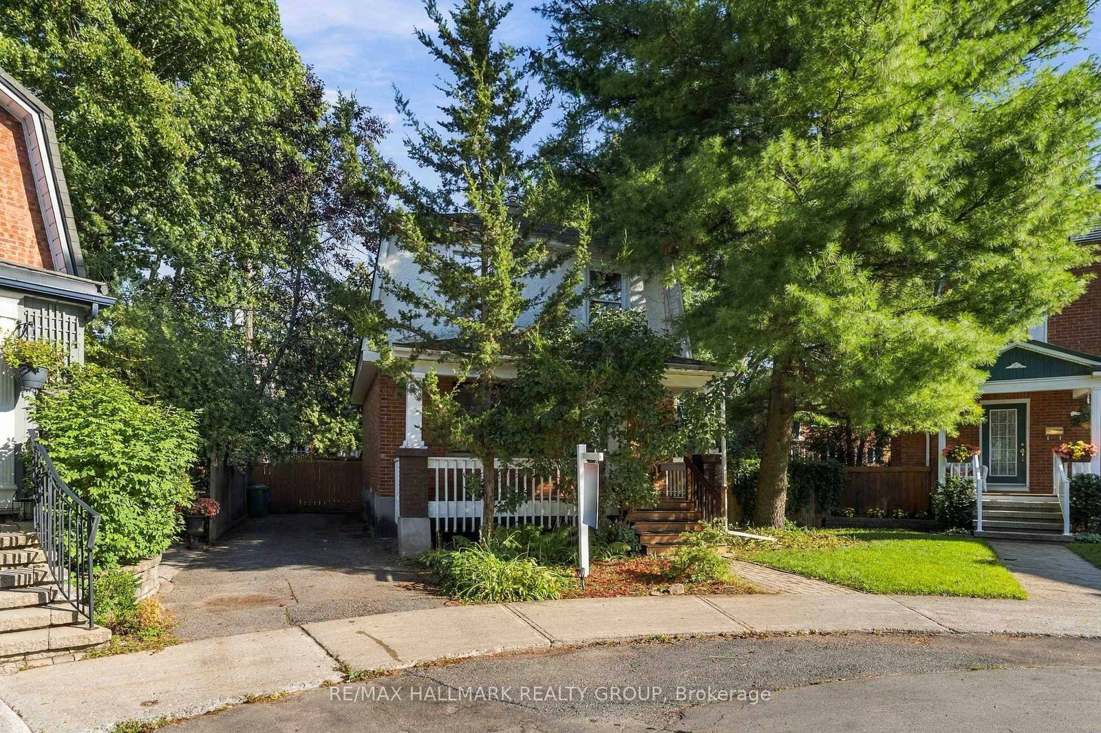 3 Ashbury Place