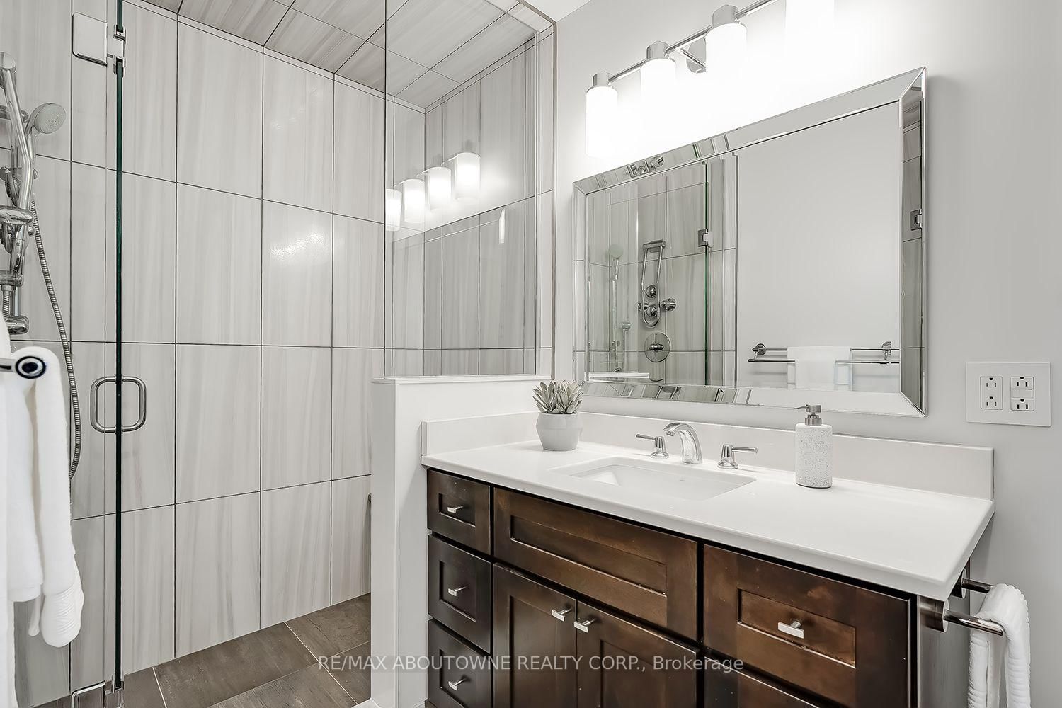 83 Niska Drive • Hamilton, ON photo 26