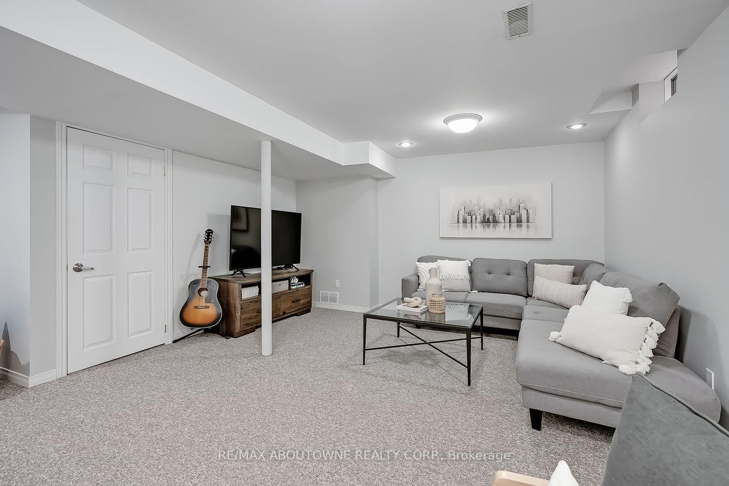83 Niska Drive • Hamilton, ON photo 34