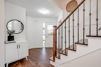 83 Niska Drive • Hamilton, ON photo 4