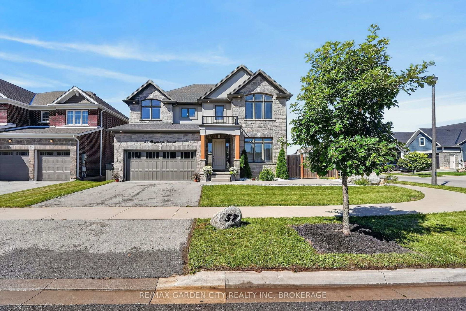 57 Bergenstein Cres Crescent • Pelham, ON photo 2