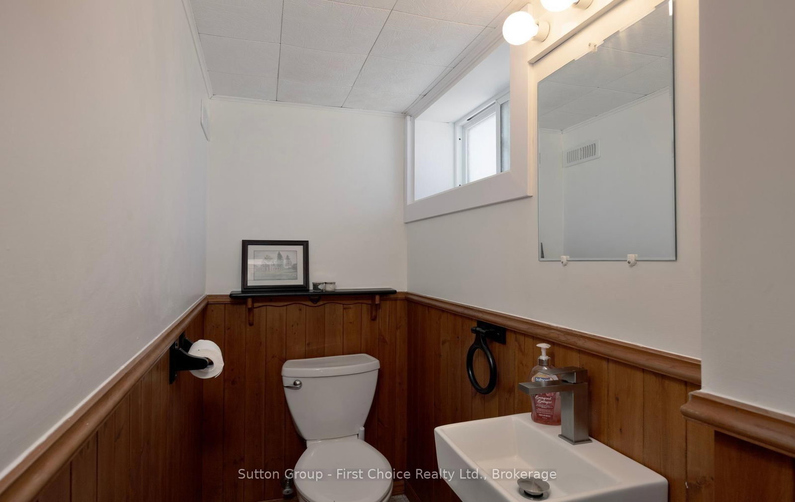 493 West Gore Street • Stratford, ON photo 28