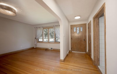 493 West Gore Street • Stratford, ON photo 7