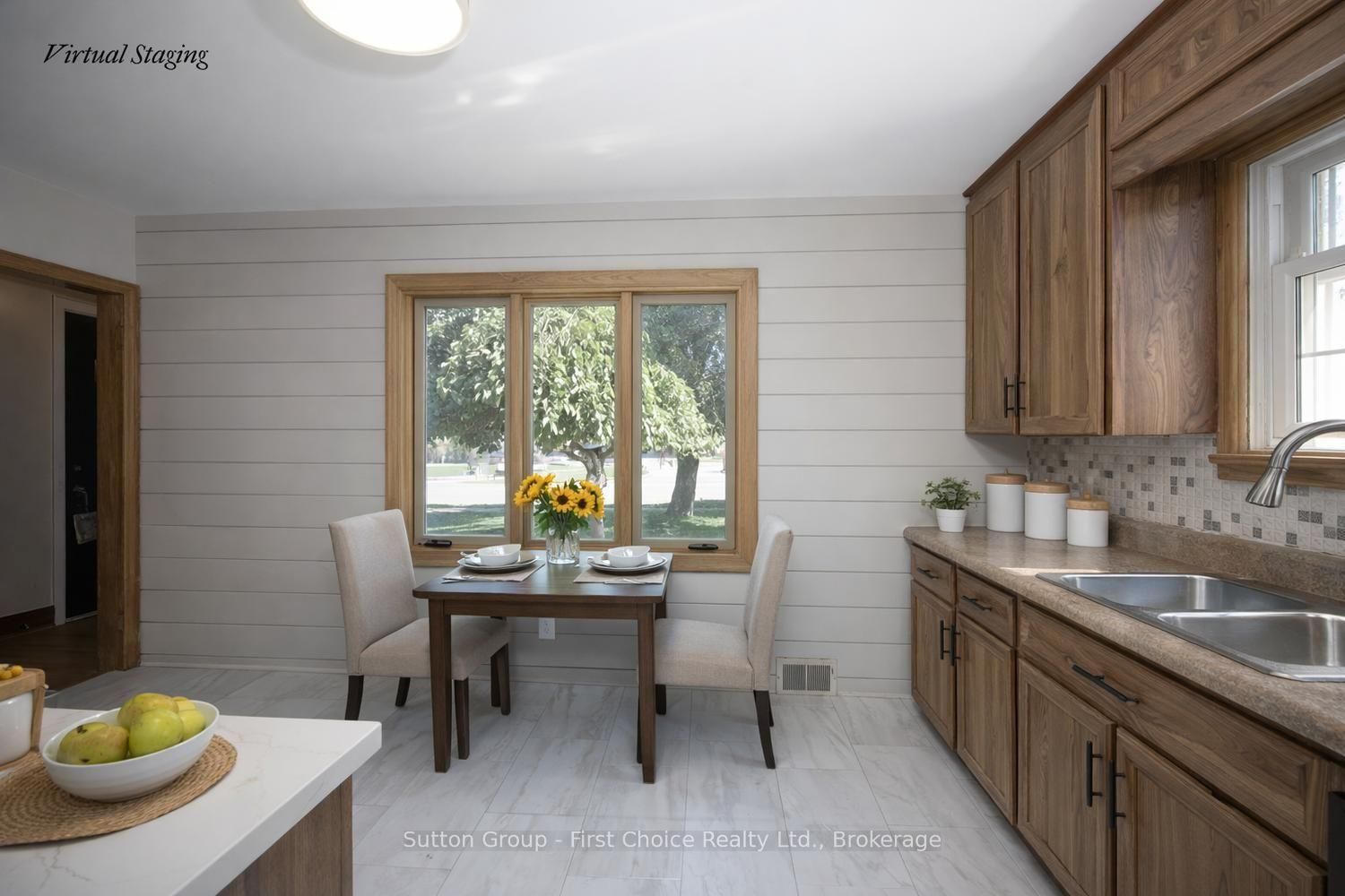 493 West Gore Street • Stratford, ON photo 9