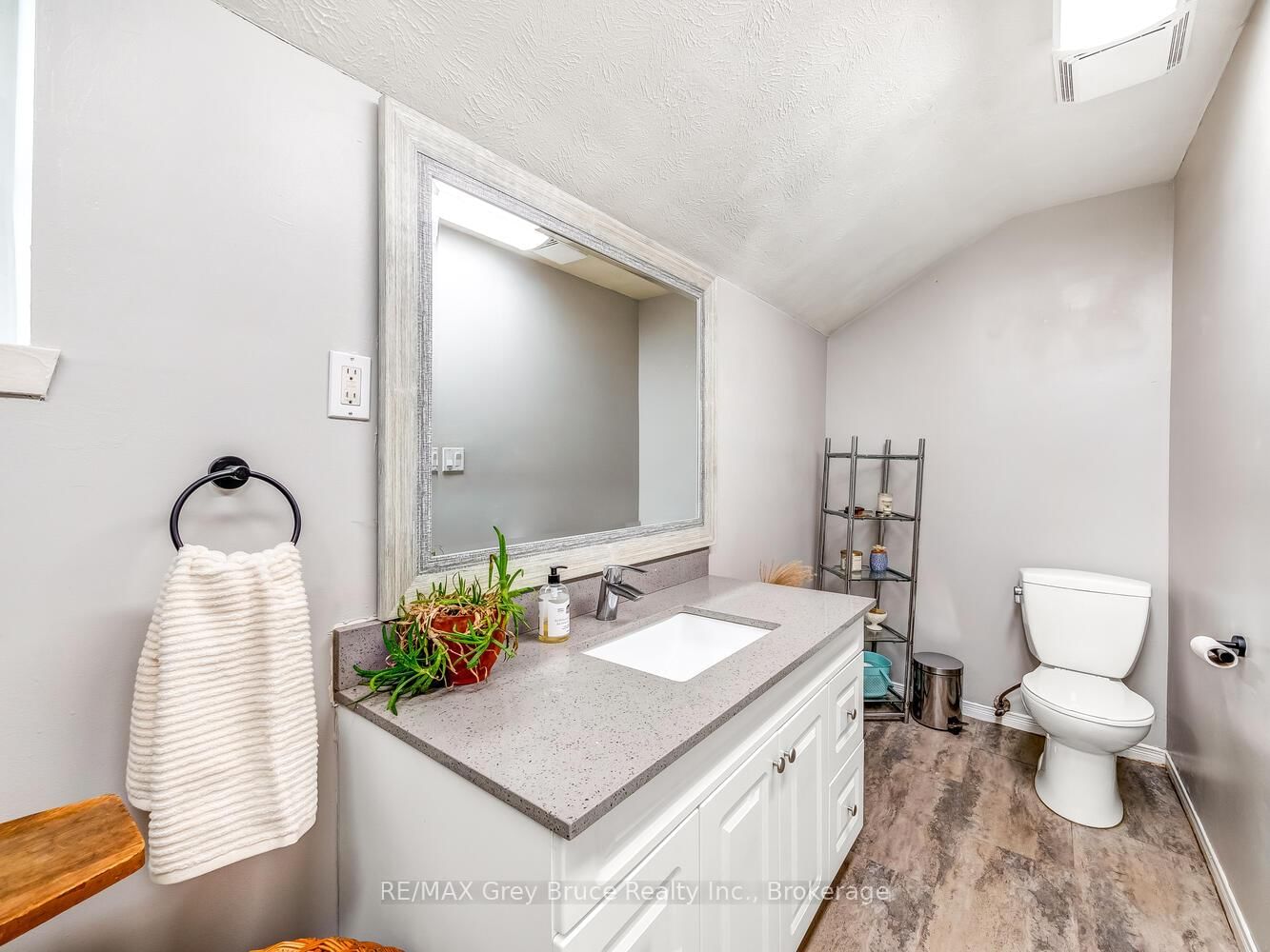 596688 10 Concession • Chatsworth, ON photo 22