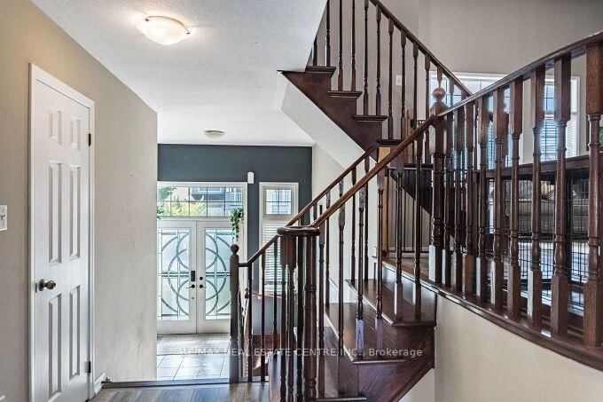 84 Lambert Crescent • Brantford, ON photo 10