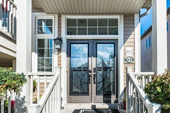 84 Lambert Cres photo 5