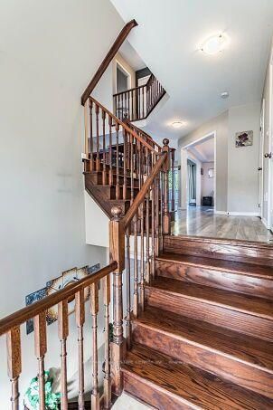84 Lambert Crescent • Brantford, ON photo 8