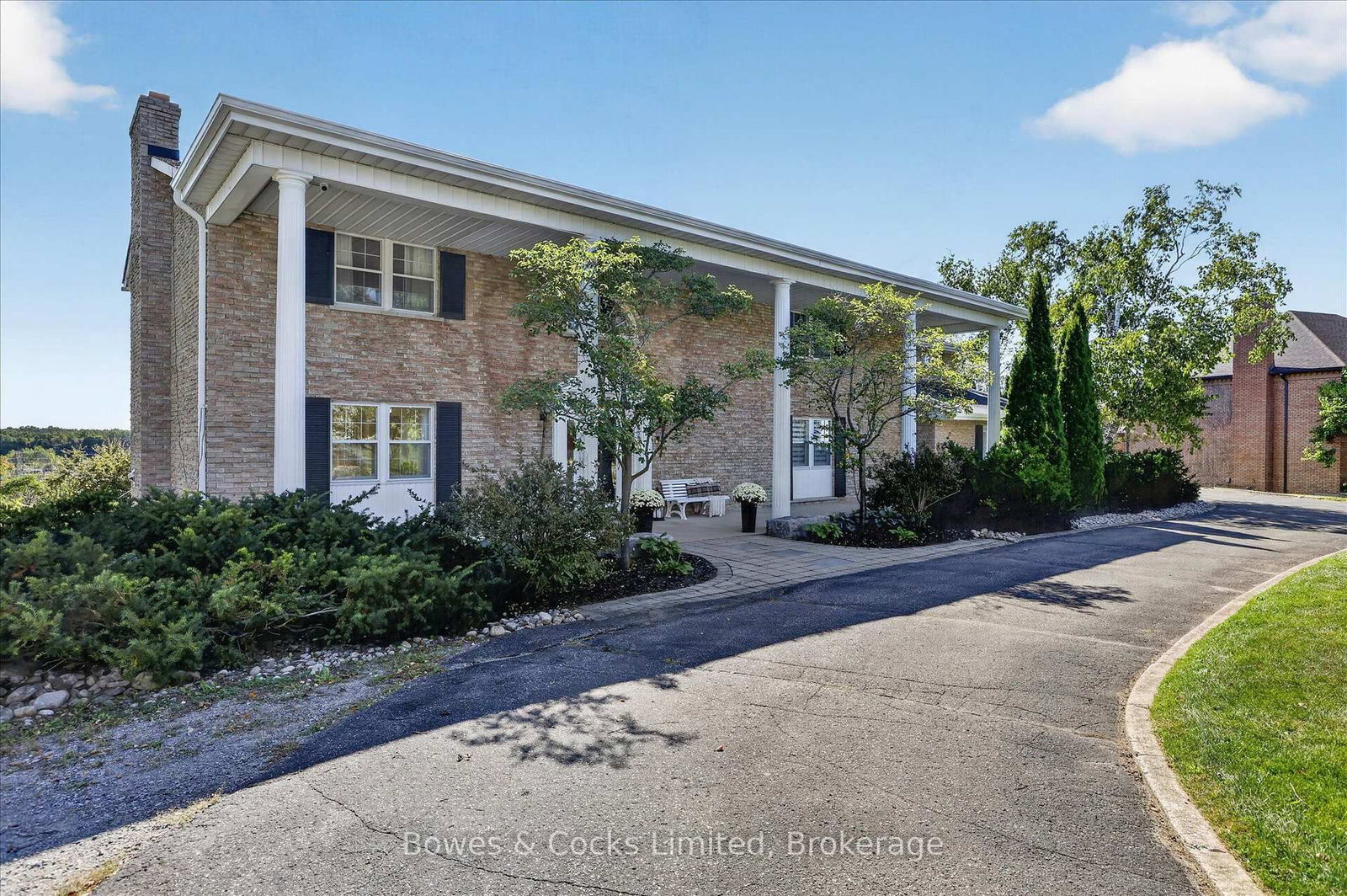 1562 Champlain Drive • Peterborough, ON photo 2