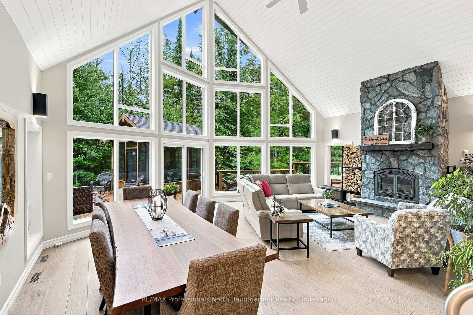 1018 Chicory Drive • Dysart et al, ON photo 9