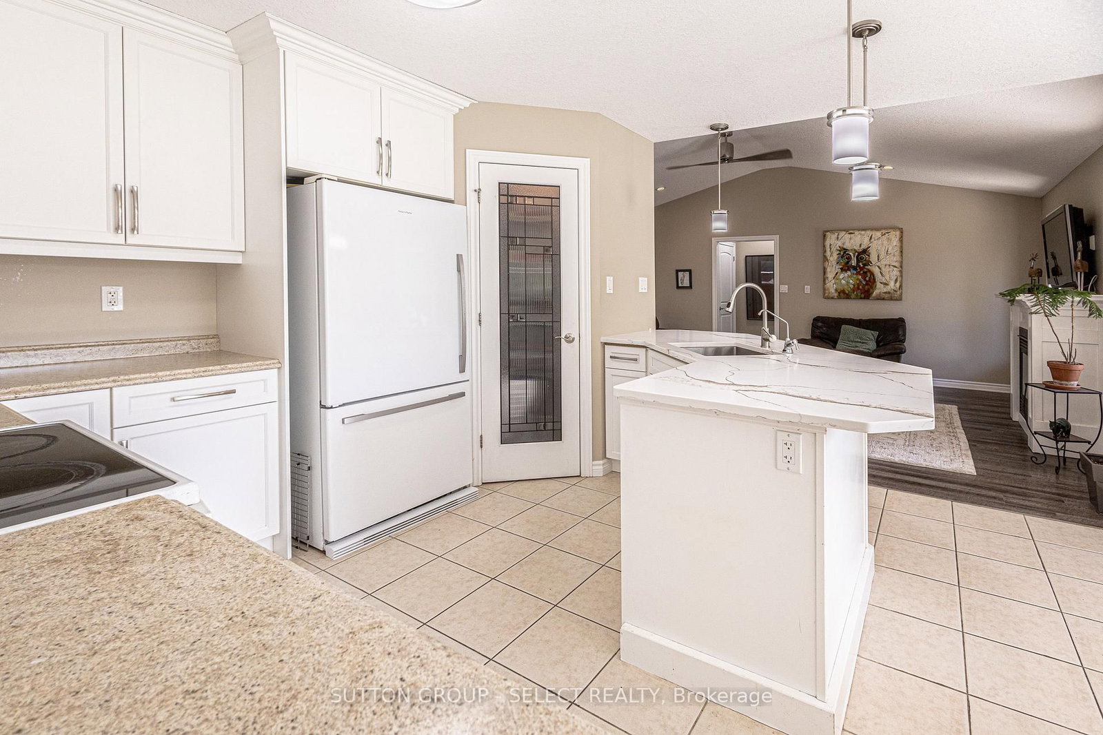 24 Brooker Trail • Thames Centre, ON photo 17