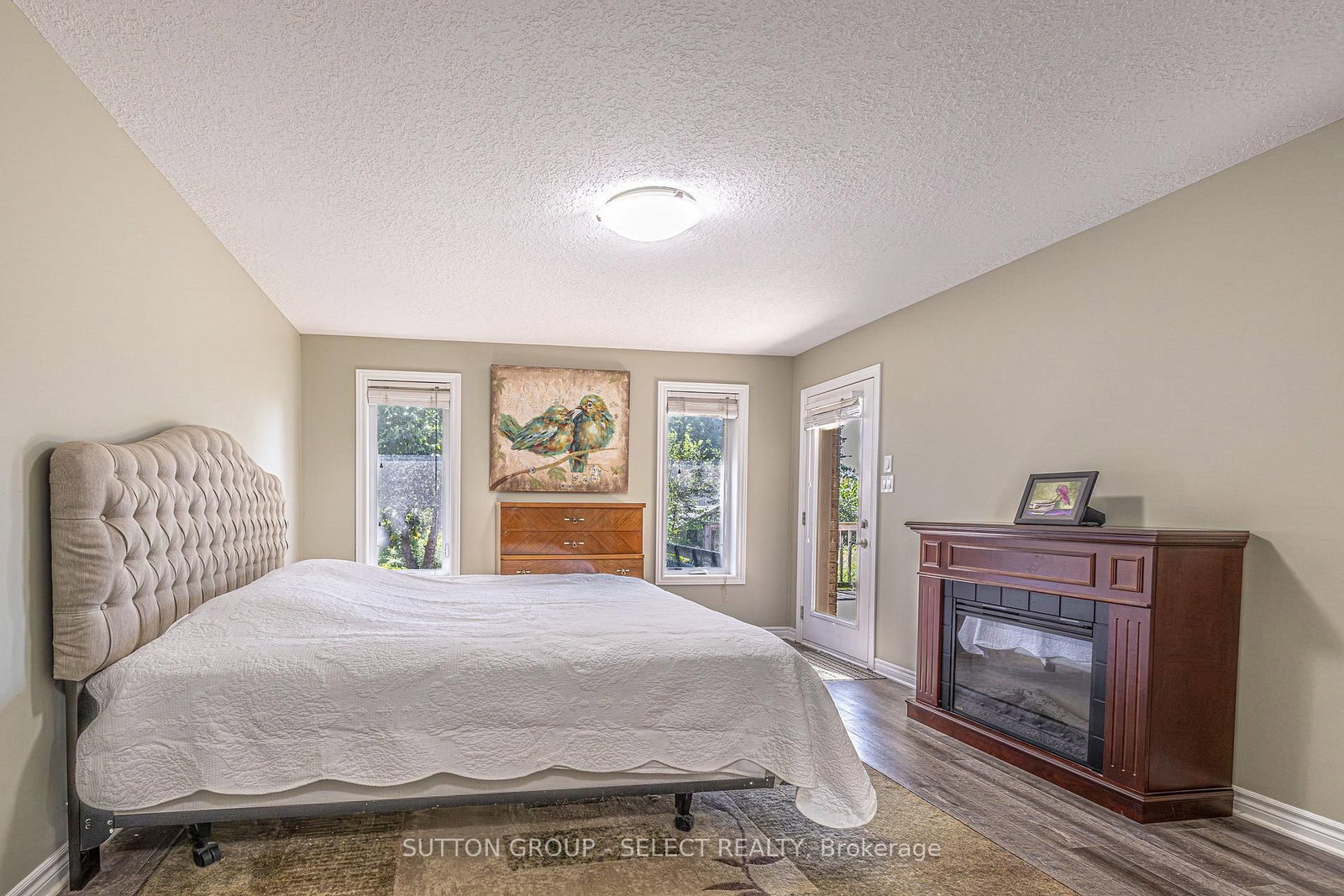 24 Brooker Trail • Thames Centre, ON photo 21