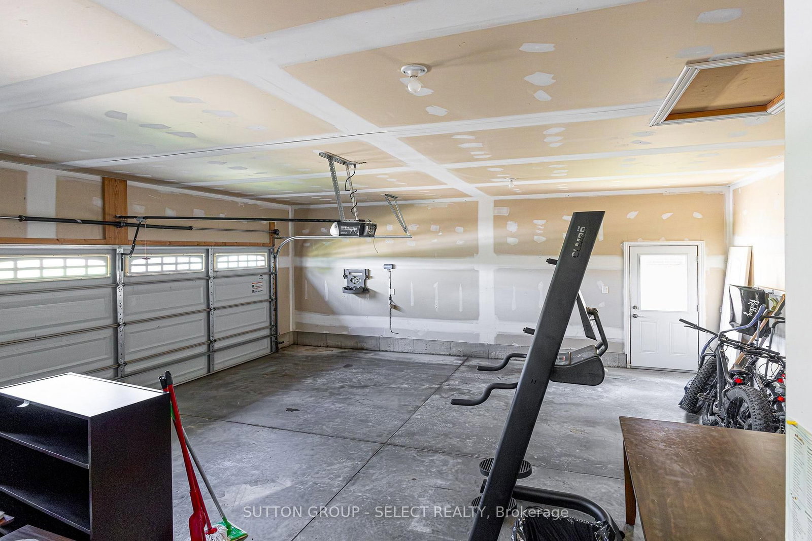 24 Brooker Trail • Thames Centre, ON photo 25