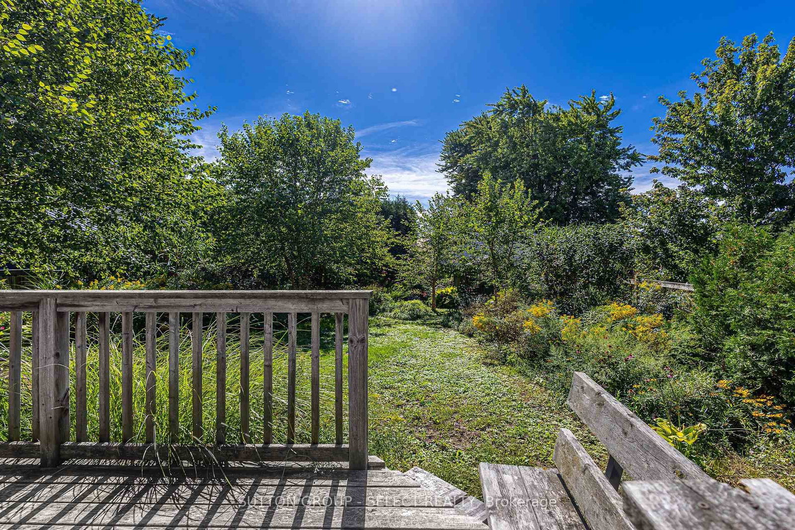 24 Brooker Trail • Thames Centre, ON photo 33