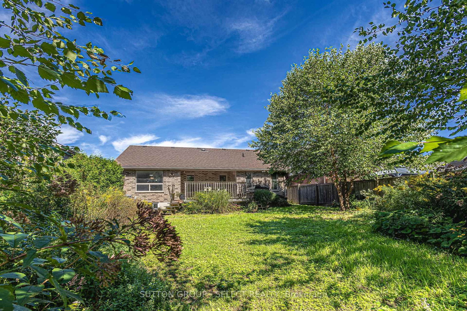 24 Brooker Trail • Thames Centre, ON photo 34