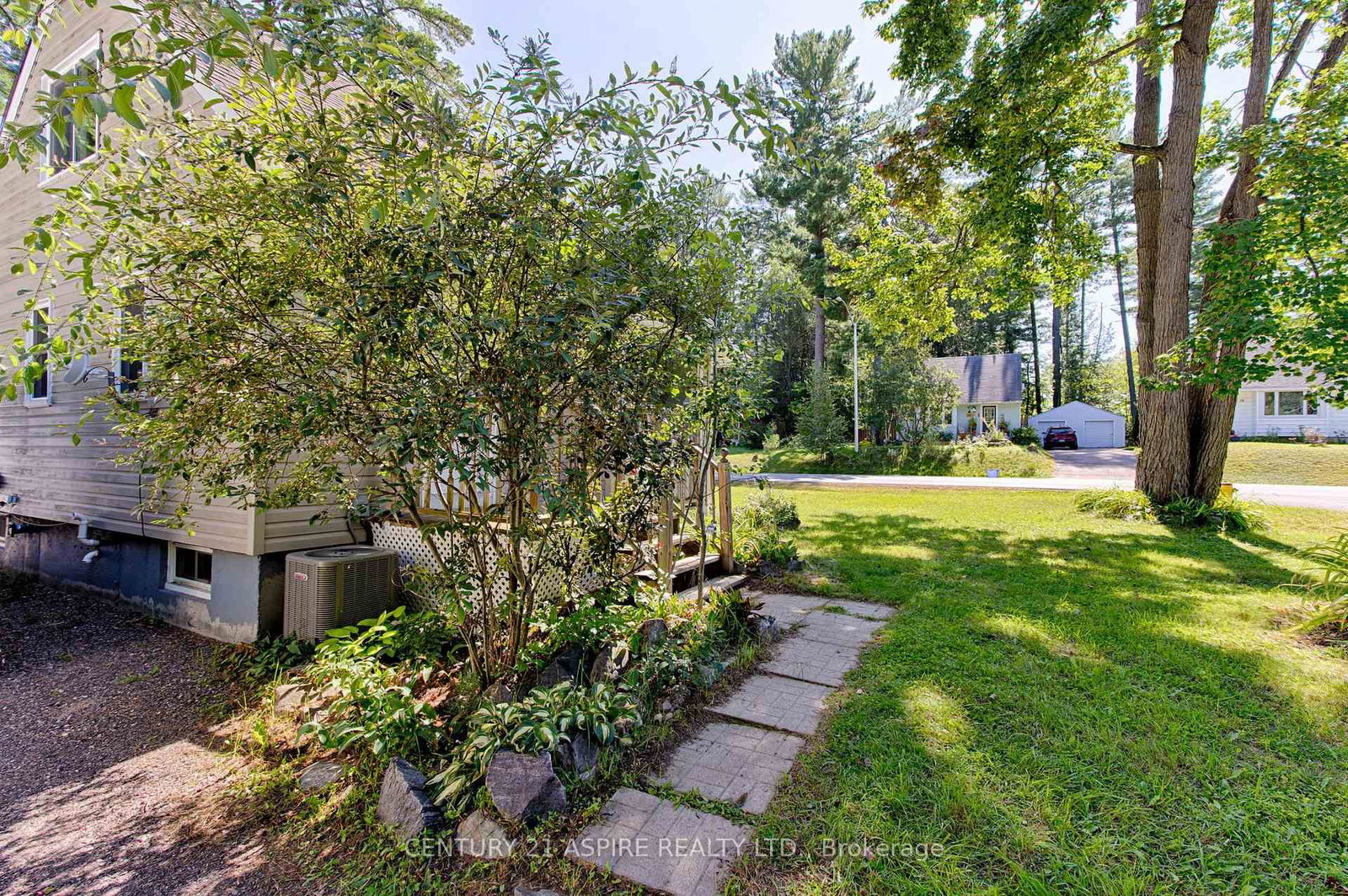2 Thomson Crescent • Deep River, ON photo 33