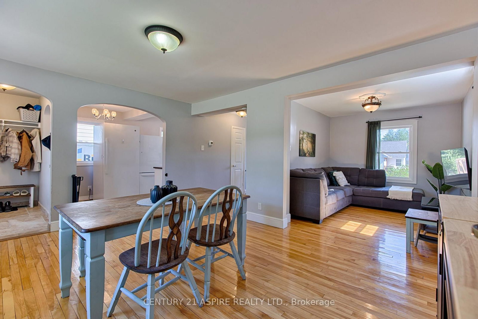 2 Thomson Crescent • Deep River, ON photo 9