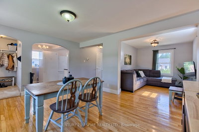 2 Thomson Crescent • Deep River, ON photo 9
