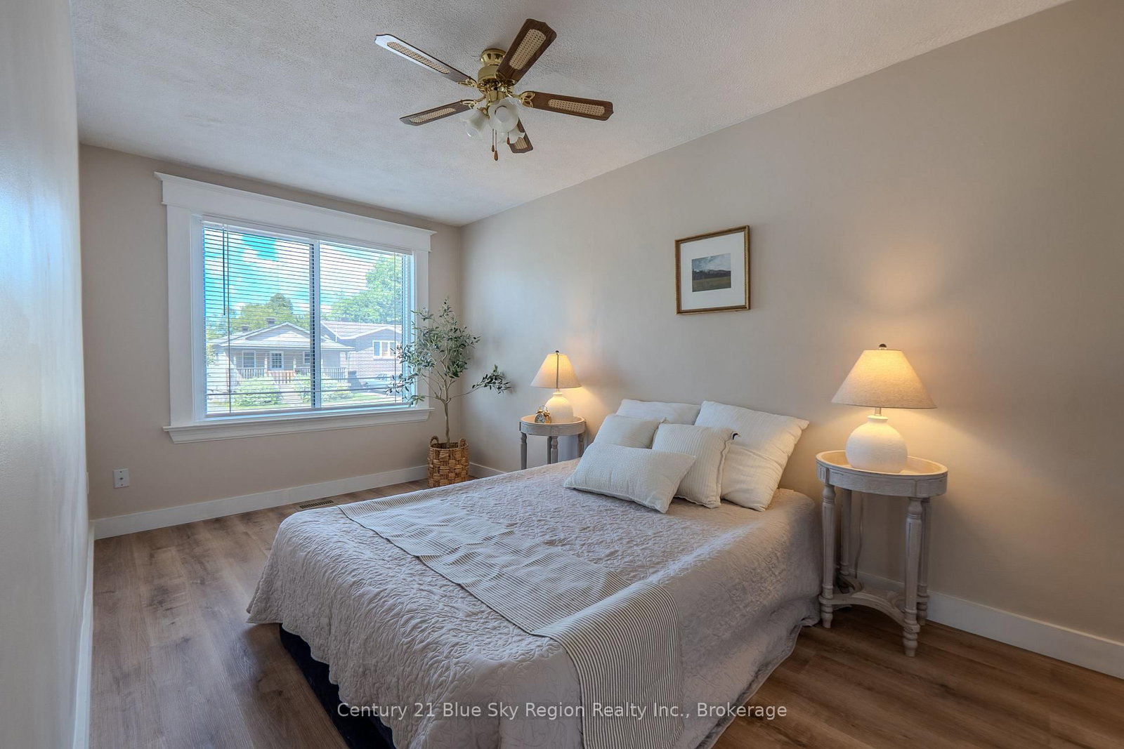 452 King Street W • North Bay, ON photo 17