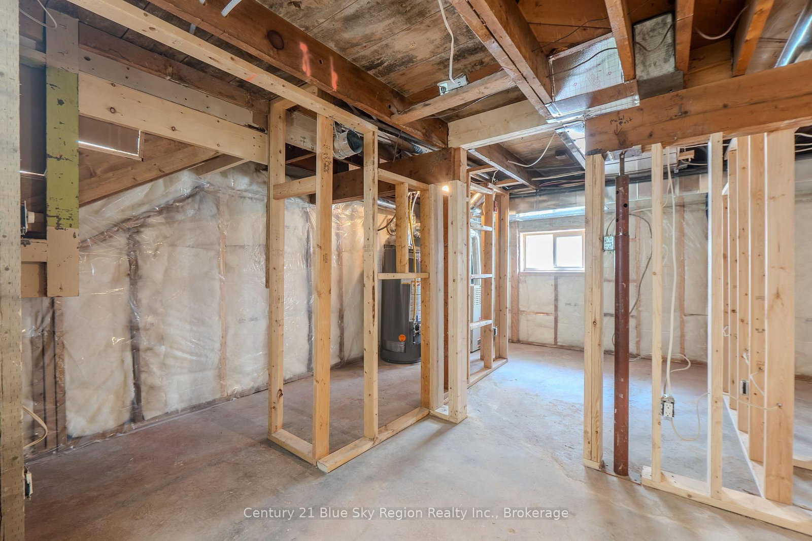 452 King Street W • North Bay, ON photo 25