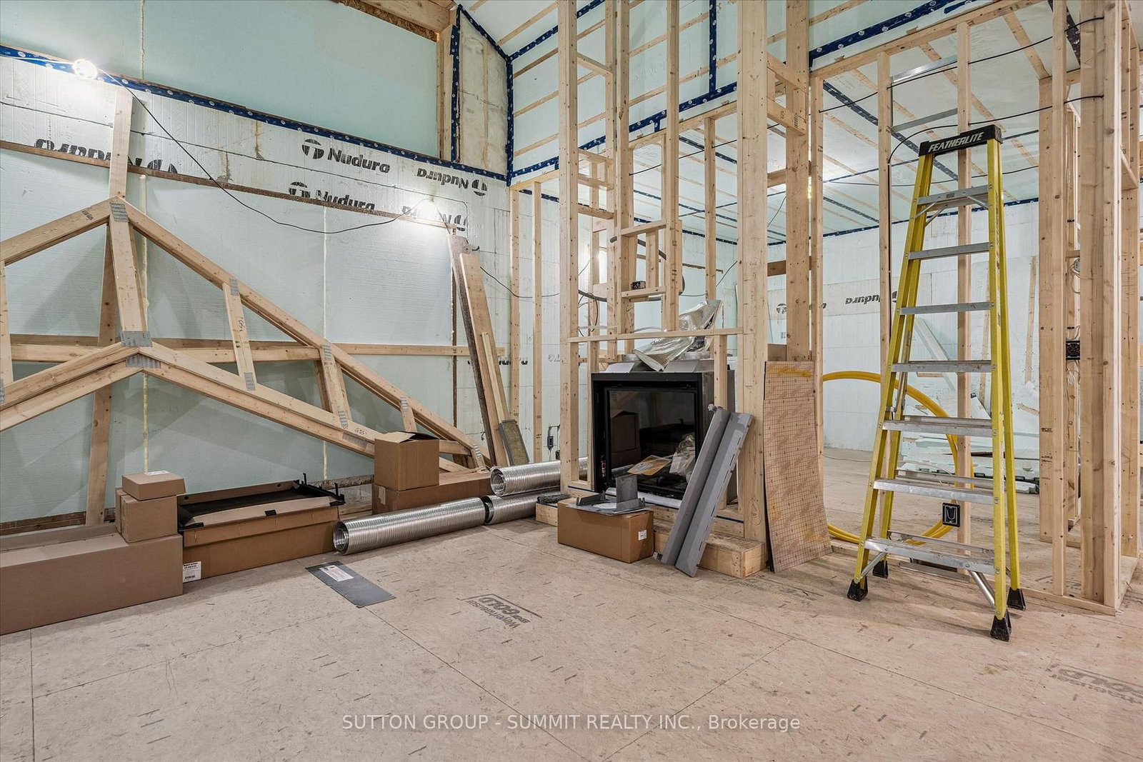 227 HOOD Road • Huntsville, ON photo 13