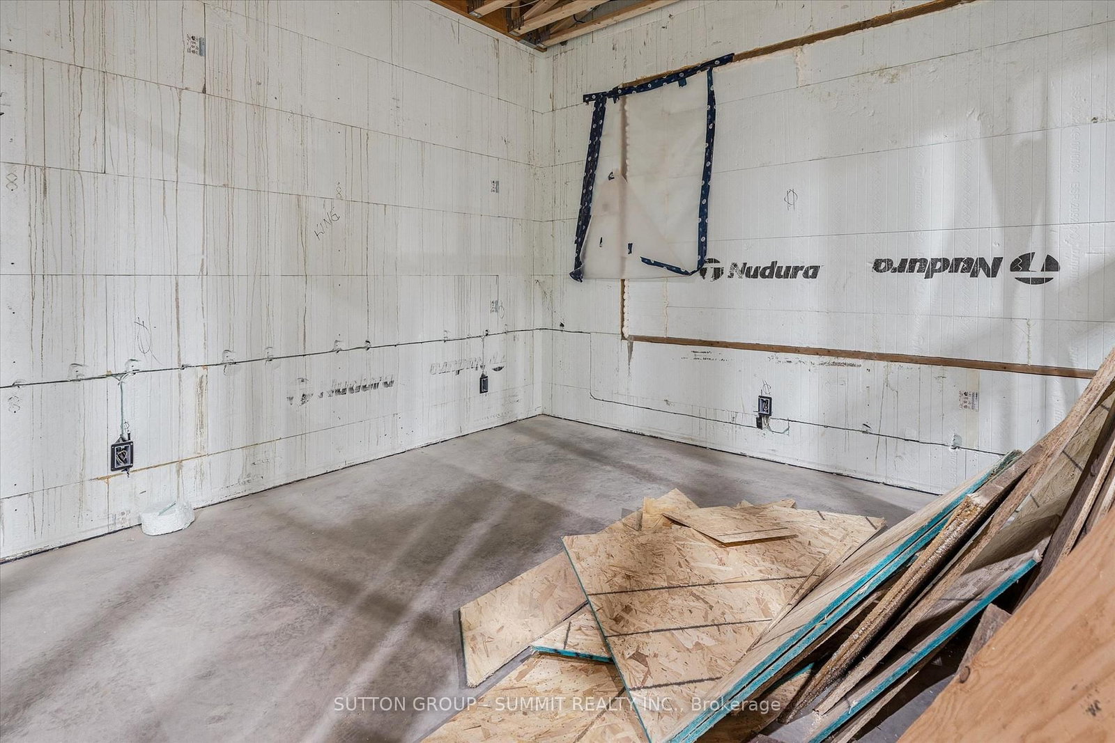 227 HOOD Road • Huntsville, ON photo 29