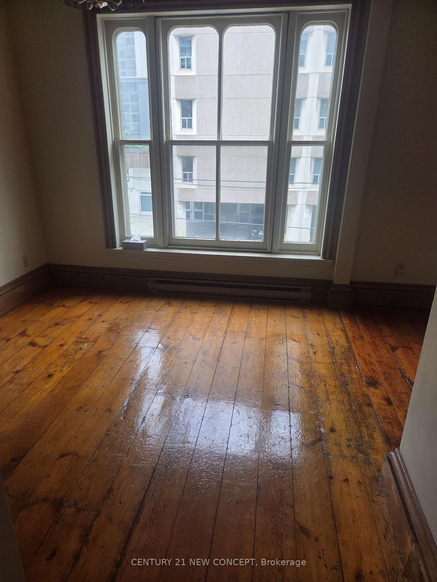 123 Jackson Street W • Hamilton, ON photo 16