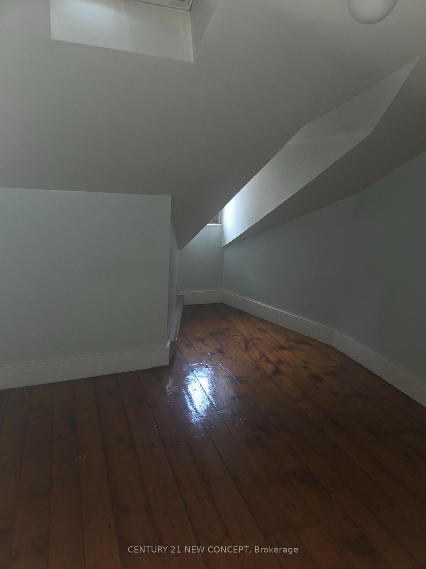 123 Jackson Street W • Hamilton, ON photo 22