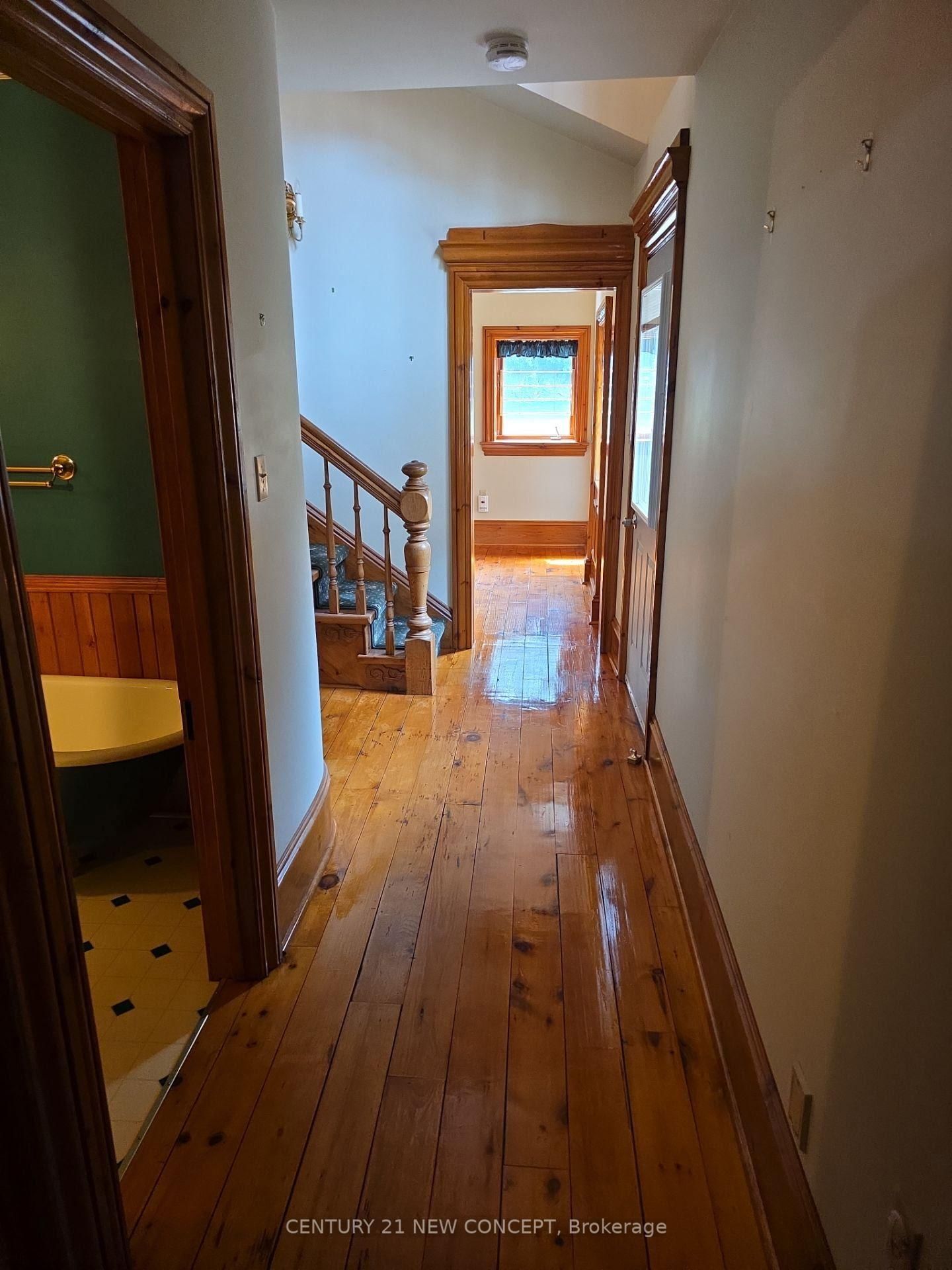 123 Jackson Street W • Hamilton, ON photo 25