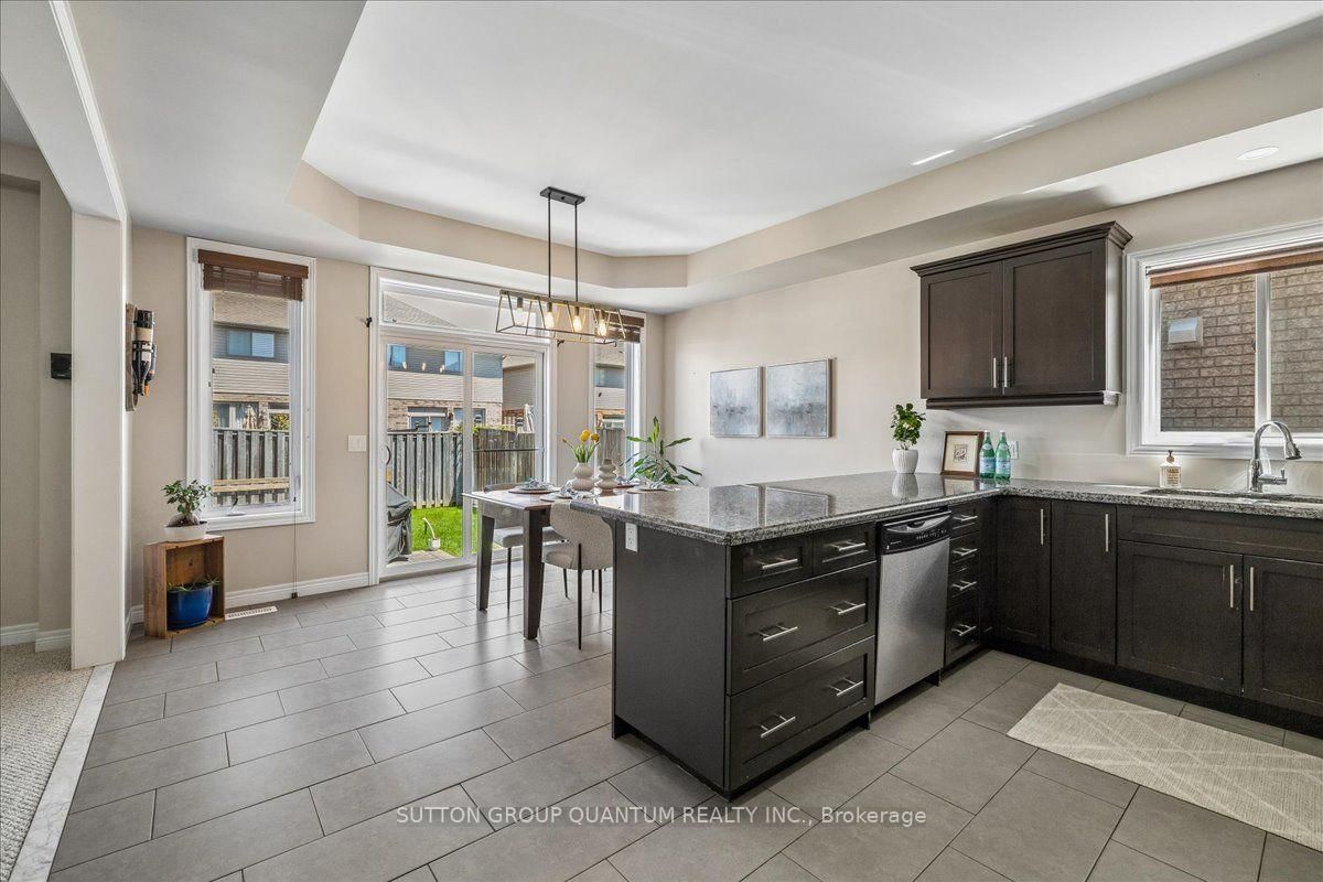 92 Garinger Crescent • Hamilton, ON photo 16