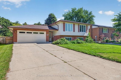 Detached House for sale at 59 Westgate Avenue, Strathroy-Caradoc, Ontario, N7G 3S9 - SW - MLS: X13779206