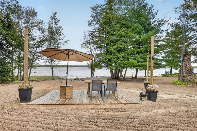 141A Sullivan Point Road