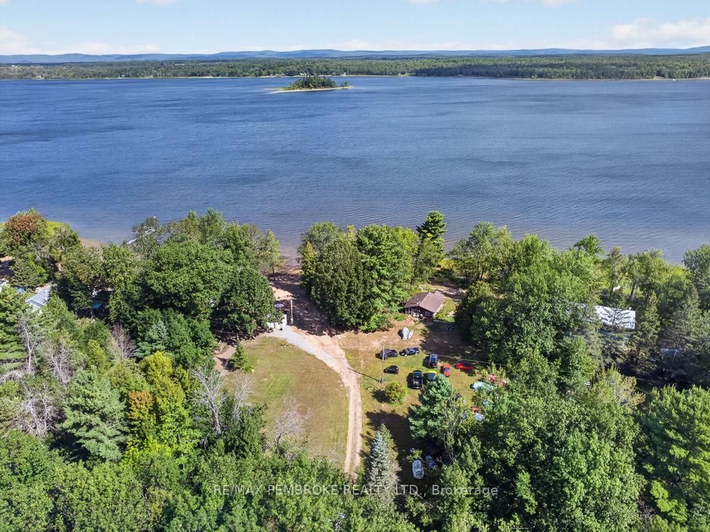 141A Sullivan Point Road • Pembroke, ON photo 9