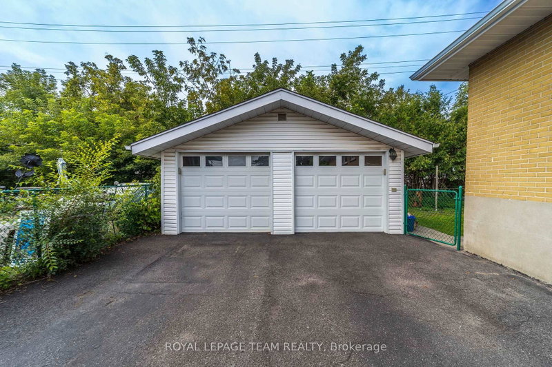 676 Borthwick Ave photo 5