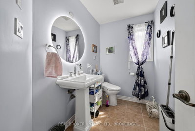 30 High Street • South Glengarry, ON photo 6