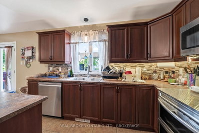 30 High Street • South Glengarry, ON photo 9