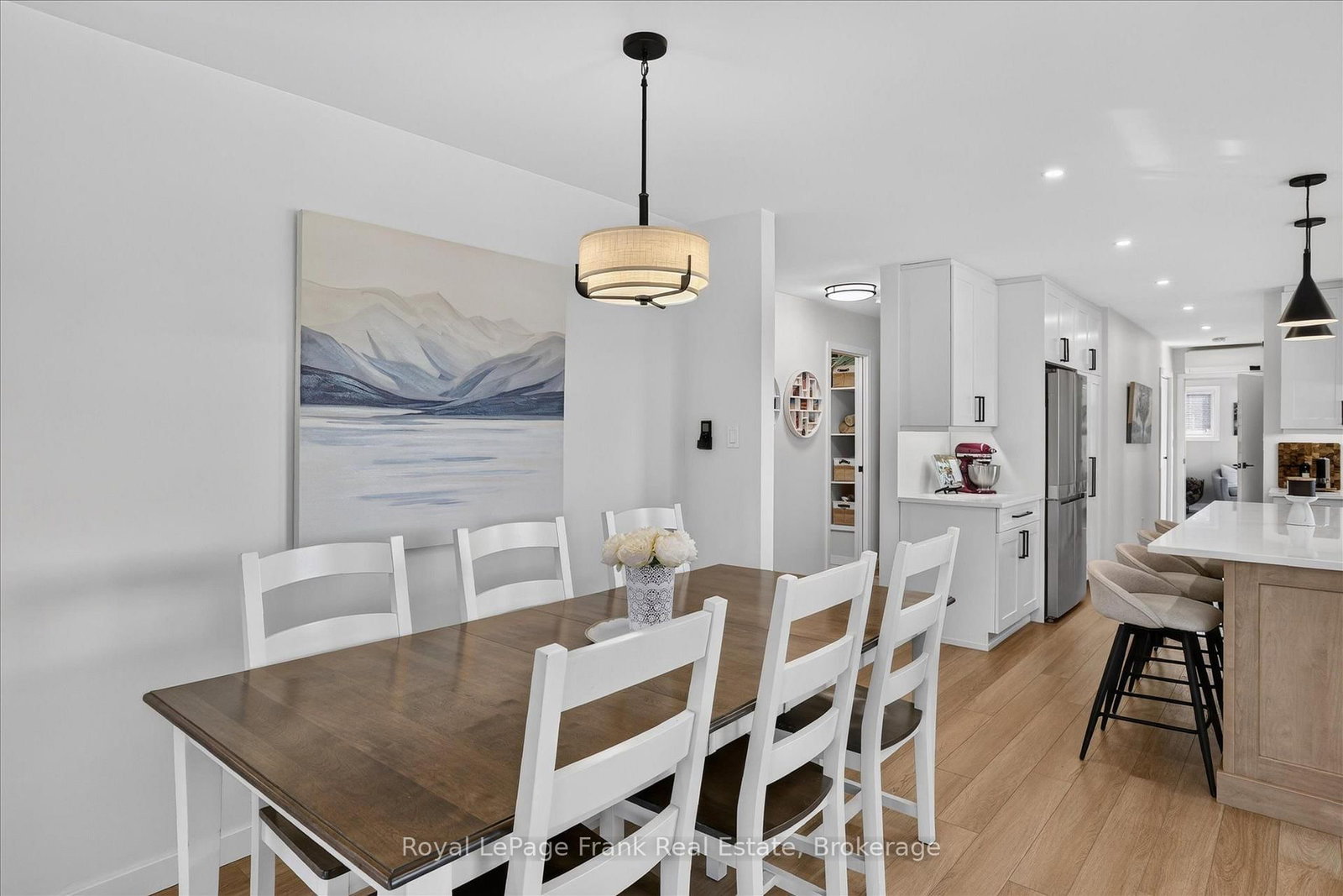 170 Kerry Line • Selwyn, ON photo 13
